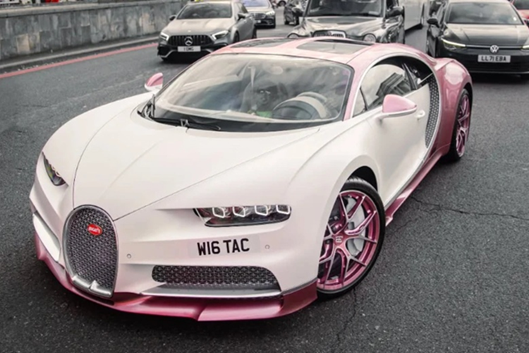 Can canh Bugatti Chiron Sport 'Alice' doc nhat gan 90 ty dong