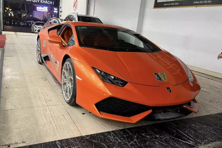 “Dai gia dong nat” Nghe An ban Lamborghini Huracan sau 1 nam