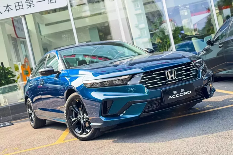 Honda Accord 2025 phien ban may xang chinh thuc trinh lang-Hinh-3