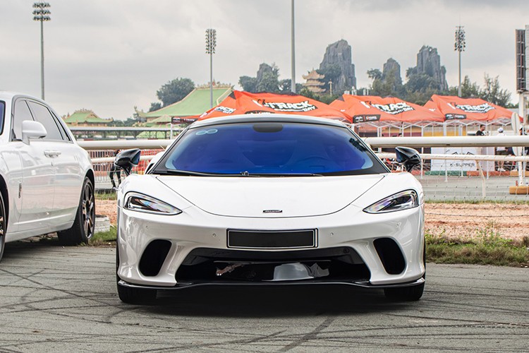 McLaren GT hon 20 ty dau tien ve Viet Nam len san xe cu-Hinh-9