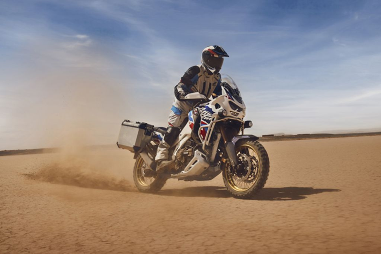 Honda CRF1100L Africa Twin hon 620 trieu, dat hon oto Kia Seltos