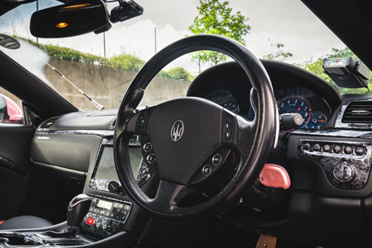 Maserati GranCabrio Sport  tien ty, la lam tren duong pho Sai thanh-Hinh-6