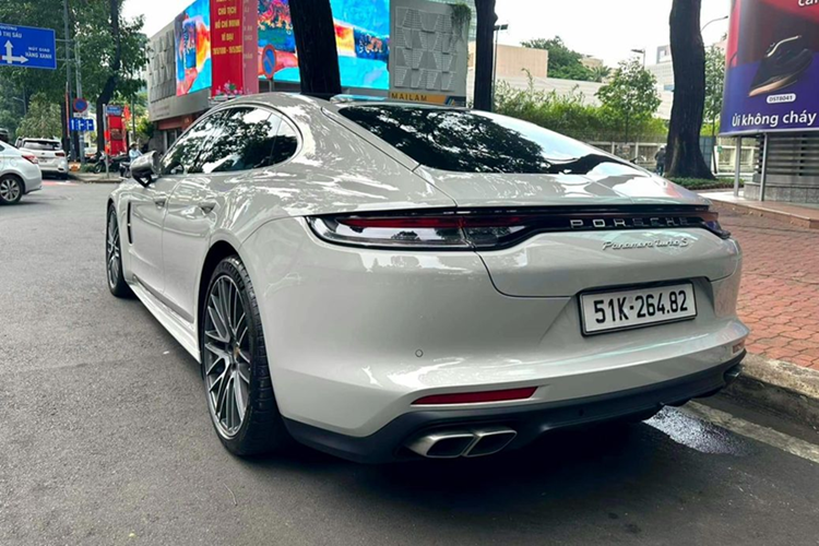 Porsche Panamera Turbo S cua 