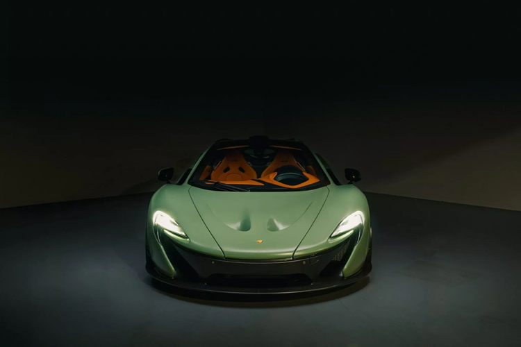 Đấu giá McLaren P1 Satin Camo Green odo 130km độc nhất thế giới - Hình 5 Dau gia McLaren P1 Satin Camo Green odo 130km doc nhat the gioi-Hinh-5