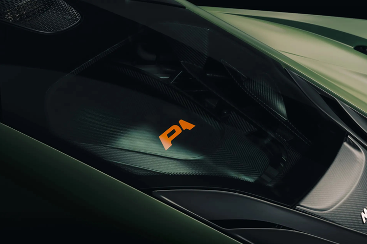 Đấu giá McLaren P1 Satin Camo Green odo 130km độc nhất thế giới - Hình 8 Dau gia McLaren P1 Satin Camo Green odo 130km doc nhat the gioi-Hinh-8