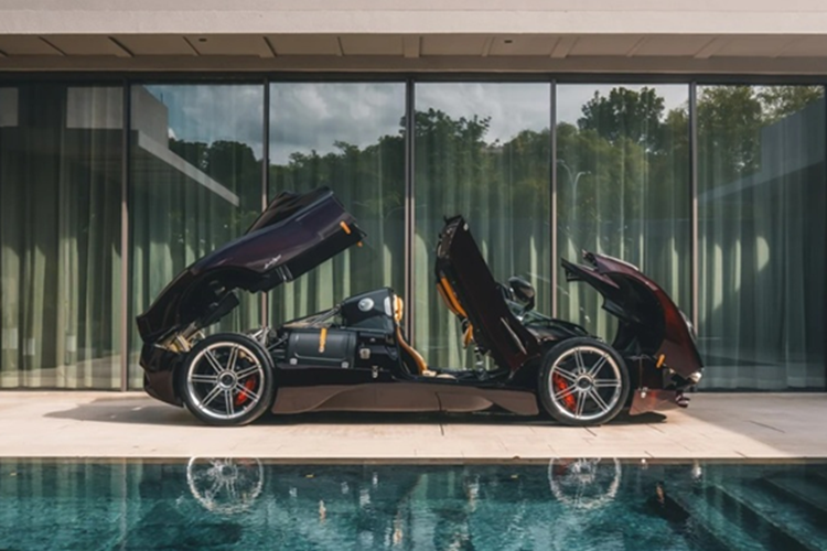 Pagani Utopia Roadster hon 250 ty dong lan banh tai Dong Nam A-Hinh-2