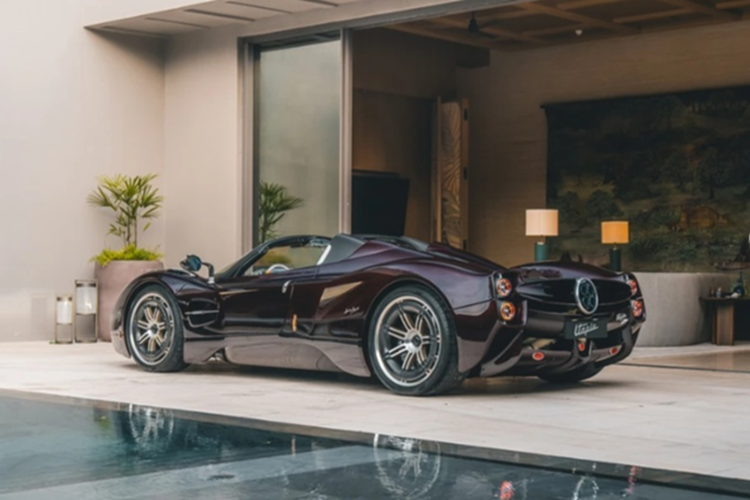 Pagani Utopia Roadster hon 250 ty dong lan banh tai Dong Nam A-Hinh-9