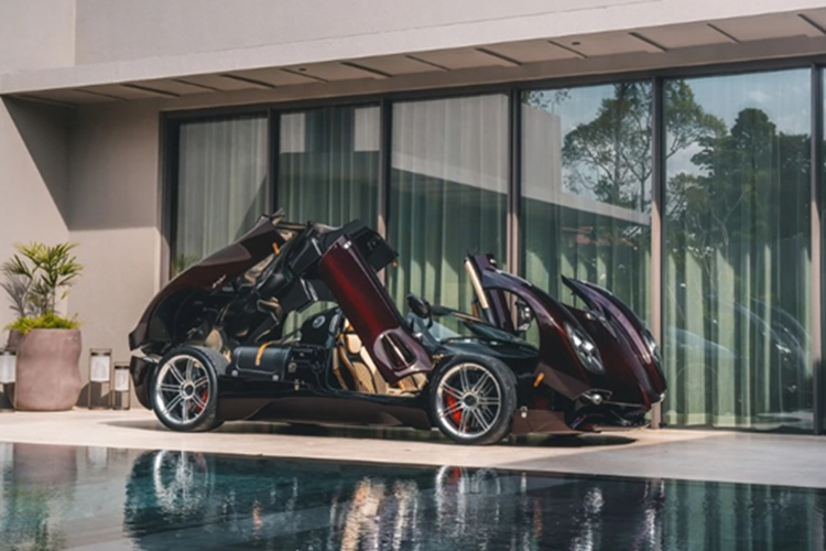 Pagani Utopia Roadster hon 250 ty dong lan banh tai Dong Nam A