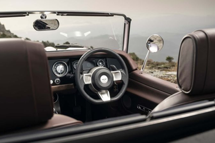 Morgan Supersport từ 2,75 tỷ - xe thể thao hoài cổ nhưng hiện đại - Hình 4 Morgan Supersport tu 2,75 ty - xe the thao hoai co nhung hien dai-Hinh-4