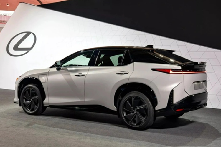 SUV dien Lexus RZ 2025 ra mat, chay toi da 575 km/lan sac-Hinh-9