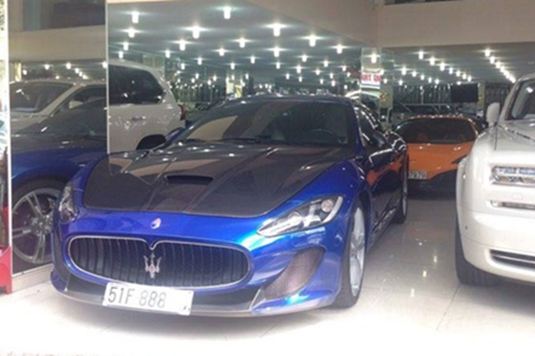 Maserati GranTurismo hon 9 ty tung cua Minh Nhua bat ngo tai xuat-Hinh-5