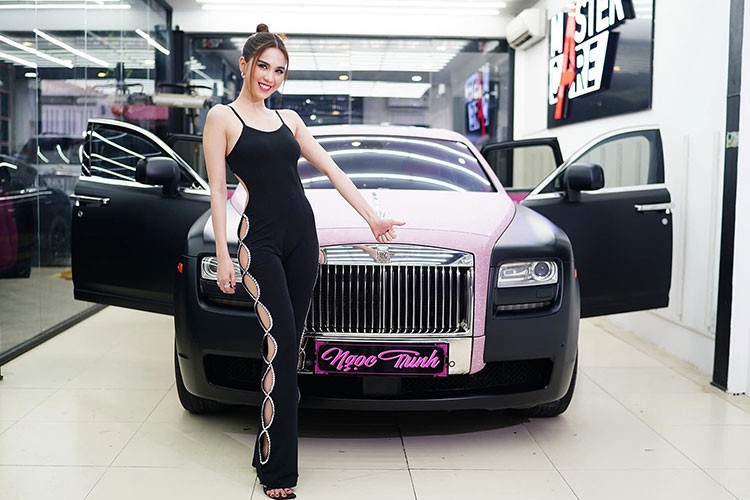 “Nu hoang noi y” Ngoc Trinh ban Rolls-Royce Ghost sieu sang bac ty-Hinh-3