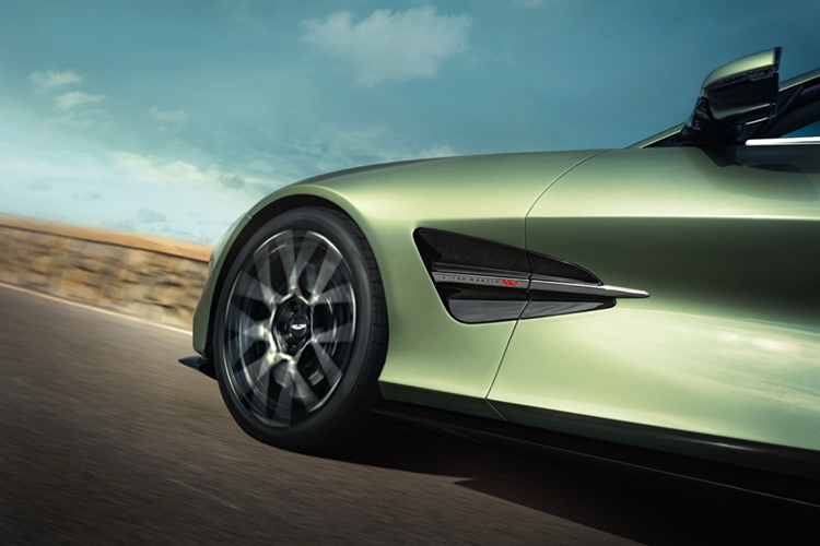 Aston Martin Vanquish Volante - sieu xe mui tran nhanh nhat the gioi-Hinh-7