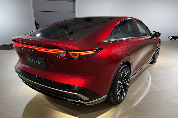 Mazda 6e sap chao san Dong Nam A, se ban tai Viet Nam?-Hinh-6