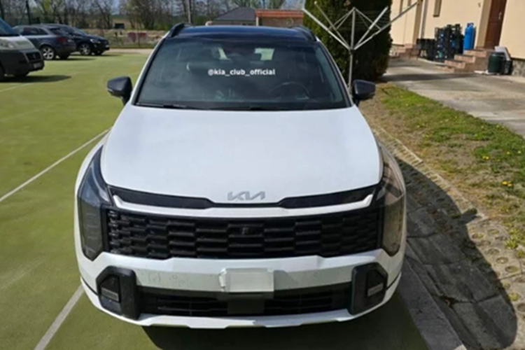 Kia Sportage 2025 truc co so ngan lo dien, du kien gia 