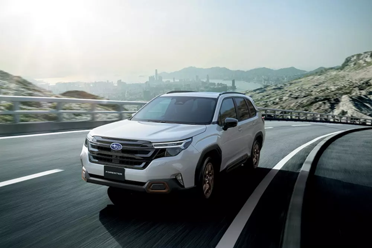Subaru Forester 2025 từ 736 triệu, an toàn hơn với túi khí ngoài - Hình 13 Subaru Forester 2025 tu 736 trieu, an toan hon voi tui khi ngoai-Hinh-13