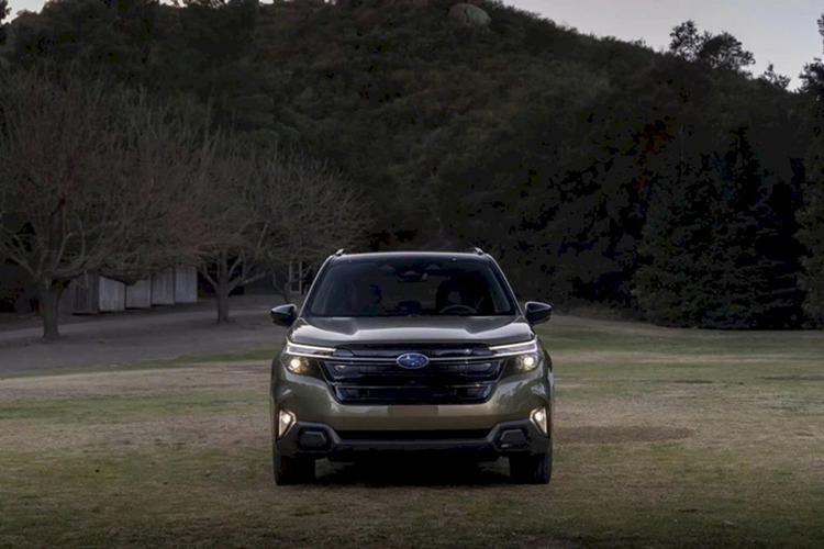 Subaru Forester 2025 từ 736 triệu, an toàn hơn với túi khí ngoài - Hình 16 Subaru Forester 2025 tu 736 trieu, an toan hon voi tui khi ngoai-Hinh-16