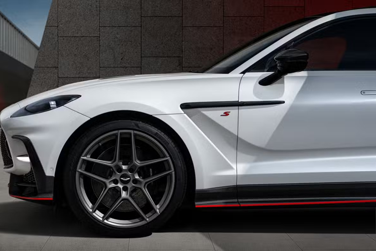 Aston Martin DBX S tu 6,25 ty dong, ban nang cap cua DBX707-Hinh-6