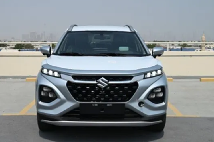 Suzuki Fronx ve Viet Nam co gi 