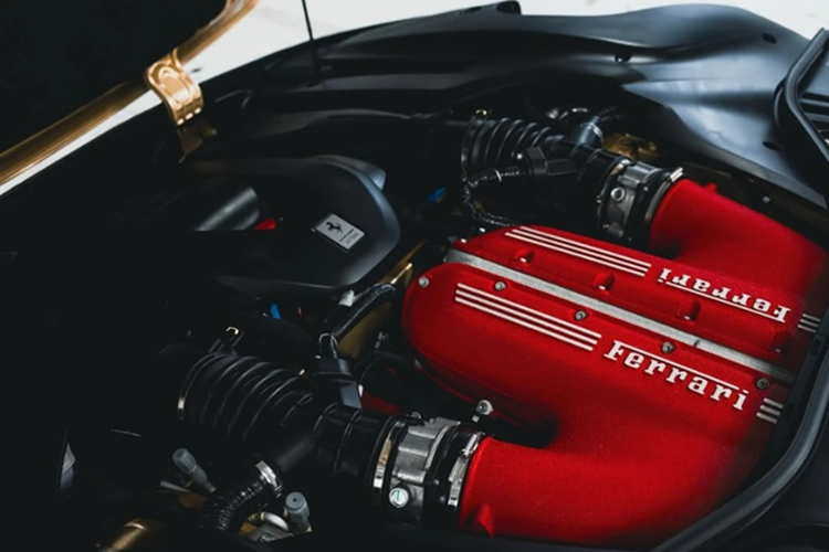 Ferrari 12Cilindri hon 11 ty mau sieu doc cua Youtuber Shmee150-Hinh-8