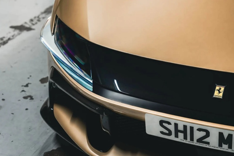 Ferrari 12Cilindri hon 11 ty mau sieu doc cua Youtuber Shmee150-Hinh-9