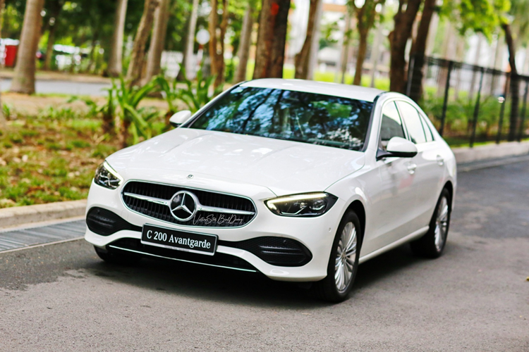 Mercedes-Benz Viet Nam nang cap C-Class 2025, tu 1,599 ty dong-Hinh-5