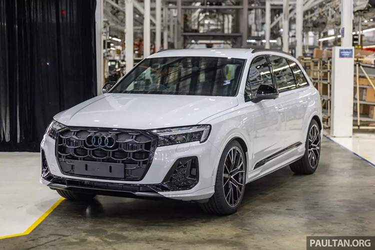 Audi Q7 hang sang 