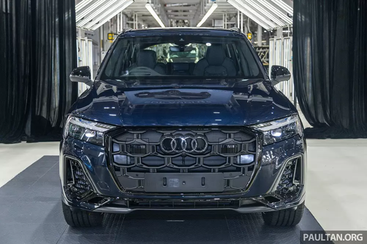 Audi Q7 hang sang 