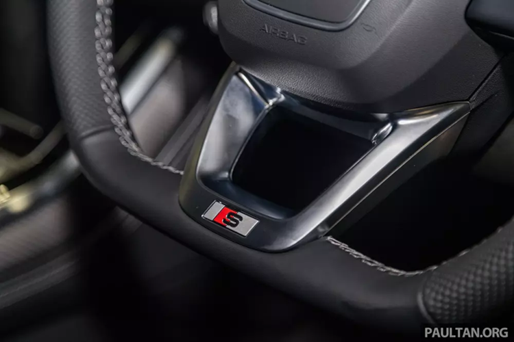 Audi Q7 hang sang 