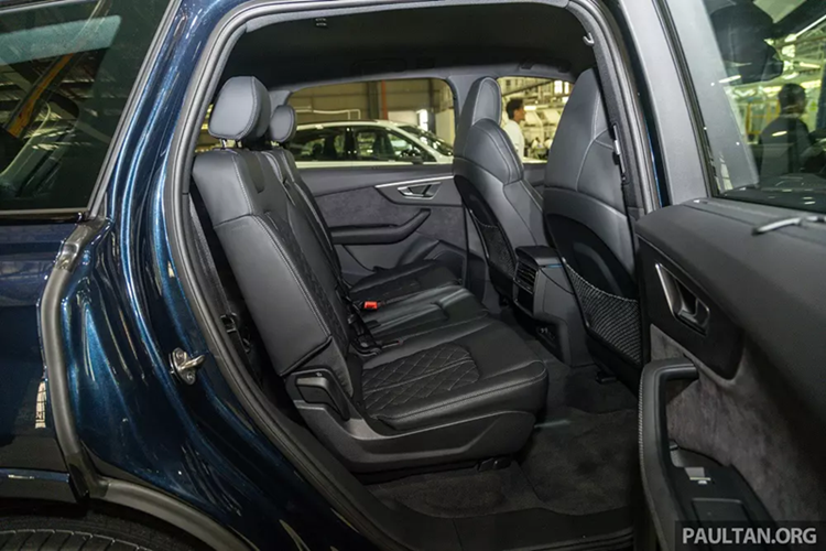 Audi Q7 hang sang 