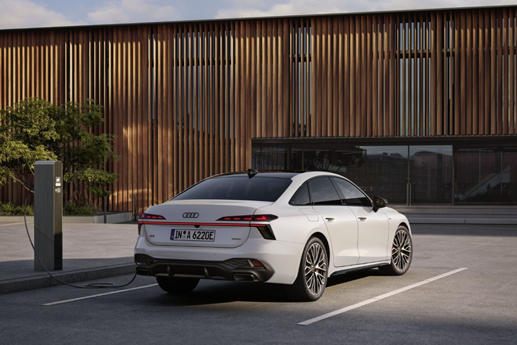 Audi A6 PHEV 2026 ra mat. chot gia tu 1,75 ty dong-Hinh-11