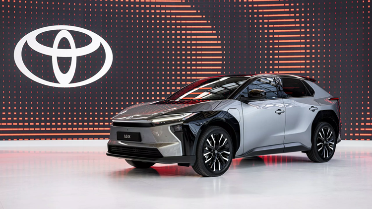 Chủ tịch Akio Toyoda - ôtô điện không “sạch” như mọi người lầm tưởng - Hình 2 Chu tich Akio Toyoda - oto dien khong “sach” nhu moi nguoi lam tuong-Hinh-2