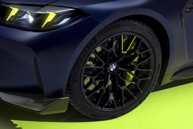 BMW M4 CS Edition VR46 hon 4 ty dong mang ten Valentino Rossi-Hinh-10