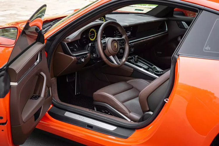 Porsche 911 “luot son doc