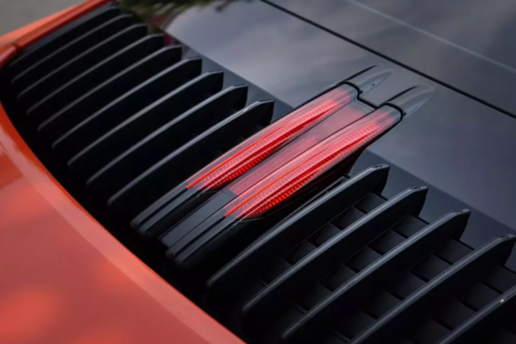 Porsche 911 “luot son doc