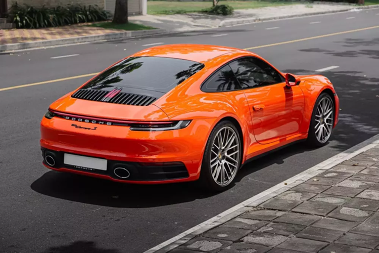 Porsche 911 “luot son doc
