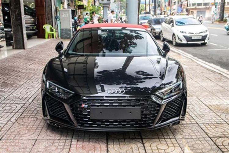 Can canh Audi R8 V10 Spyder bien 