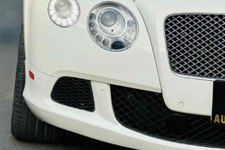 Bentley Continental GTC hon 17 nam tuoi ban 2,5 ty tai Can Tho-Hinh-5