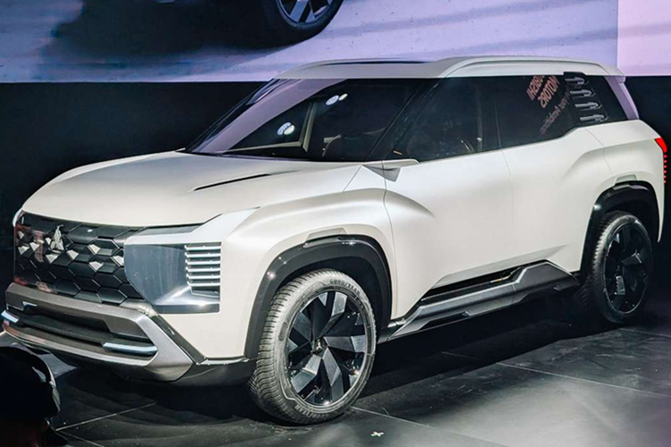 Mitsubishi Xforce 7 cho moi sap mo ban tai Viet Nam?