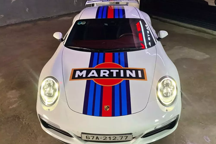 Ngam Porsche 911 991 dam chat 