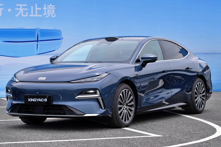 Geely Starshine 8 tu 440 trieu, chay Ha Noi - TPHCM chi 1 binh xang-Hinh-12