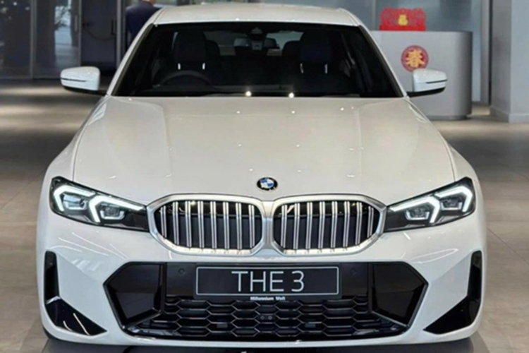 BMW 3 Series 2025 tai dai ly Viet gia tu 1,549 ty dong-Hinh-3