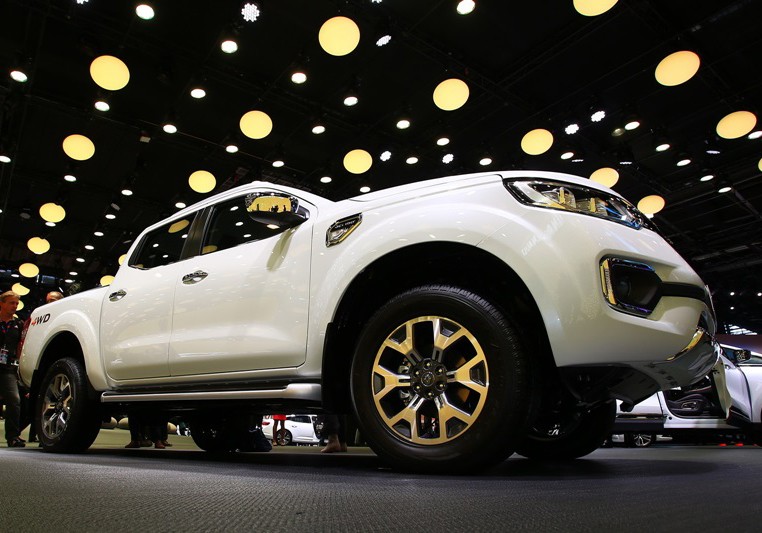 Renault ra mat ban tai Alaskan 2017 hoan toan moi-Hinh-4
