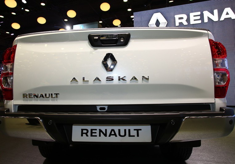 Renault ra mat ban tai Alaskan 2017 hoan toan moi-Hinh-5