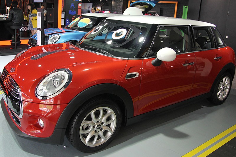 Mini Cooper gia 1,4 ty tai nan 