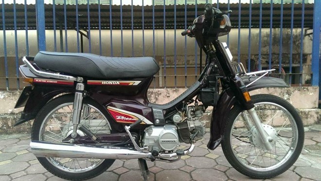 Honda Dream II chay 1.000 km 