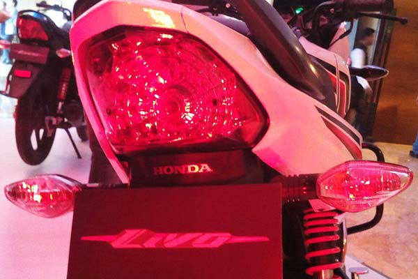 Xe con tay Honda Livo 2016 gia chi 17,8 trieu dong-Hinh-10