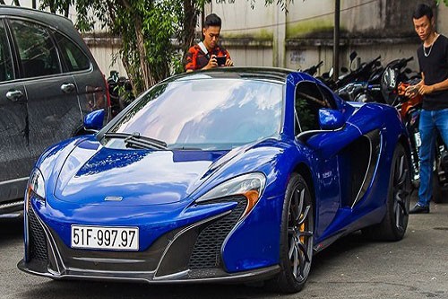 Minh Nhua lai sieu xe McLaren 650S 