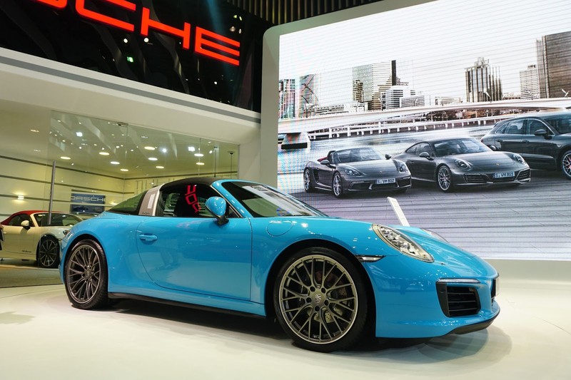 Sieu xe Porsche 911 gia hon 8 ty 