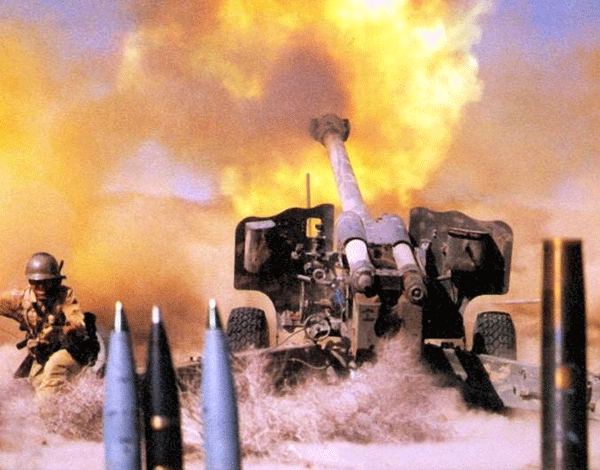 Quan doi Iraq nhan 18 khau phao D-20 152mm cu